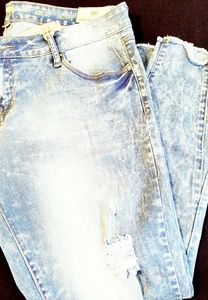 Reposh.. Sz 16 skinny jeans